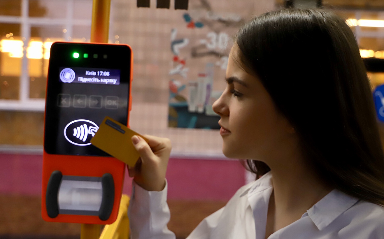 Як діяти, коли у транспорті виникає конфлікт із контролером: пояснення юриста